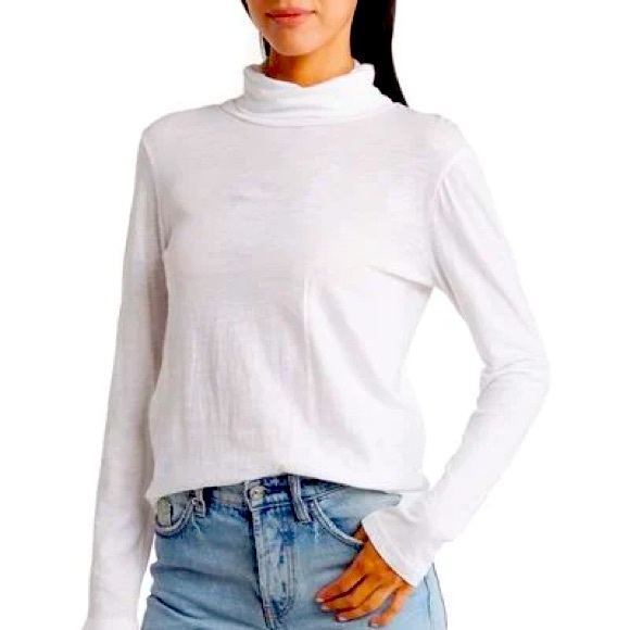 Madewell Tops - LIKE NEW 🤍 Madewell Whisper Cotton Turtleneck Tee